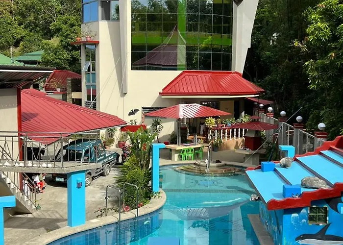 Heaven'S Gate Resort