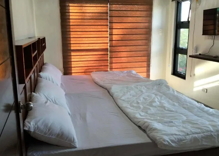 Triple J Villa Puerto Galera